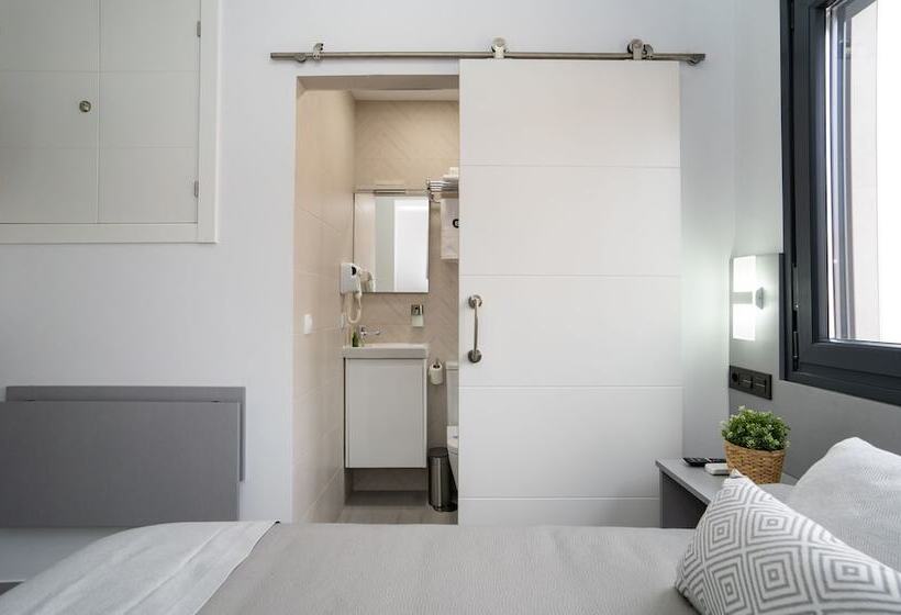 مسافرخانه Stay Belonio