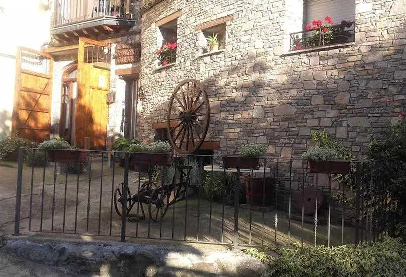 田舎風ホテル Casa Rural Cal Xico