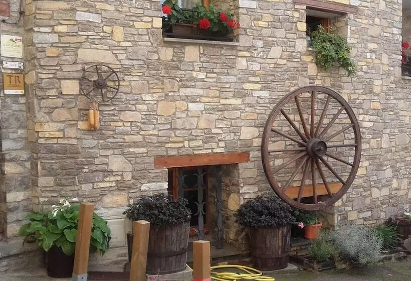 田舎風ホテル Casa Rural Cal Xico