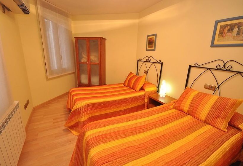 Apartamentos Toro 33