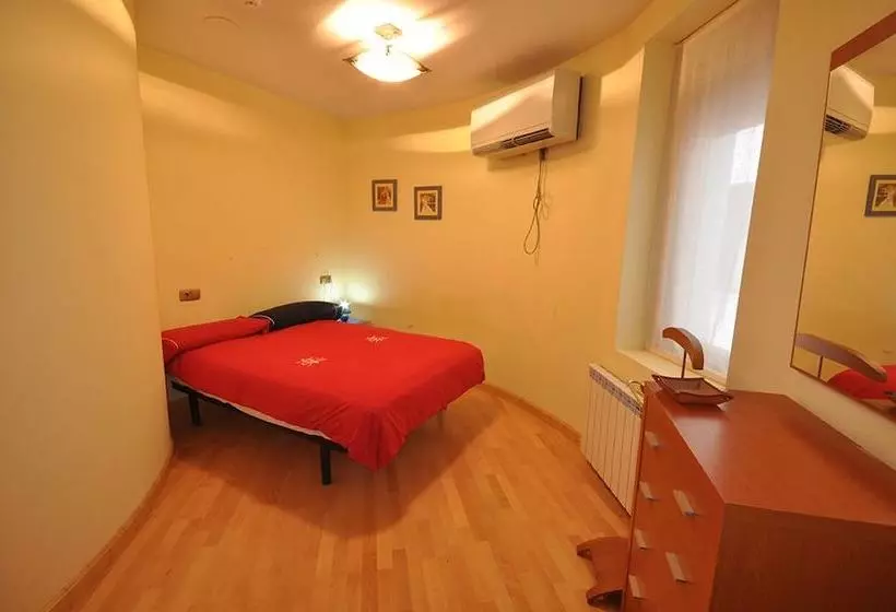 Apartamentos Toro 33