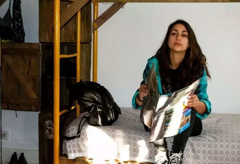 Be My Guest Lisboa Hostel