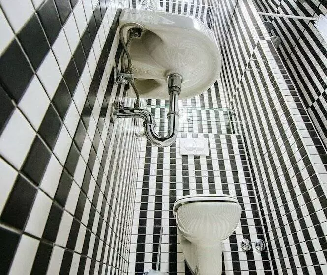 Boutique Hostel Forum