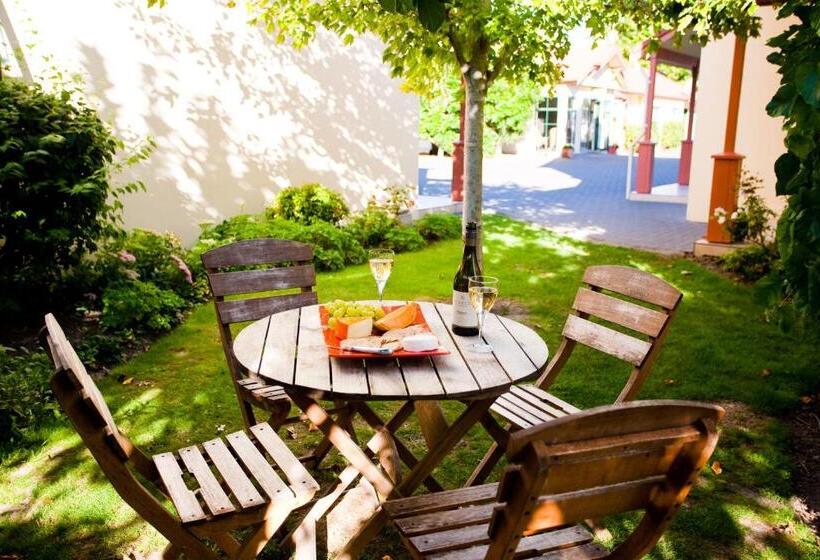 Cumberland Court Motel