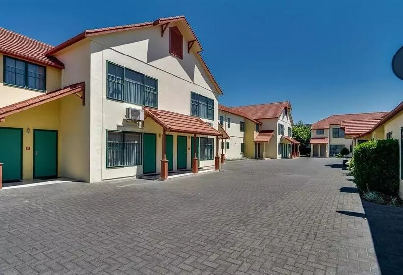 Cumberland Court Motel