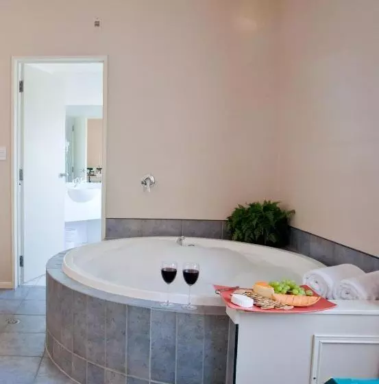 Cumberland Court Motel