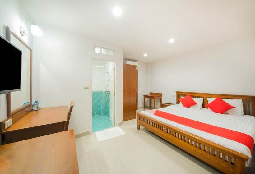 Dee Viking Hotel Patong