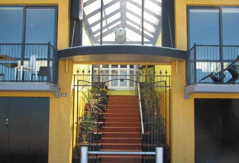 Esplanade Apartments