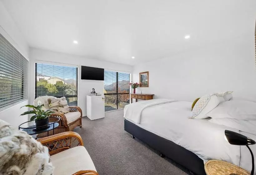 هتل Balmoral Lodge