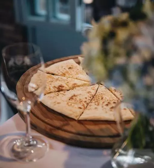 هتل Chateau Kvareli