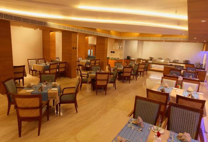 ホテル Diana Heights Luxury