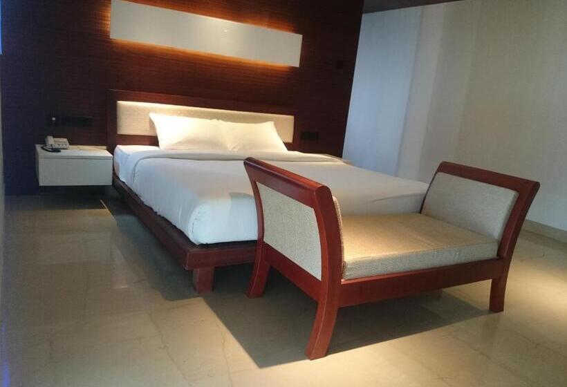 ホテル Diana Heights Luxury