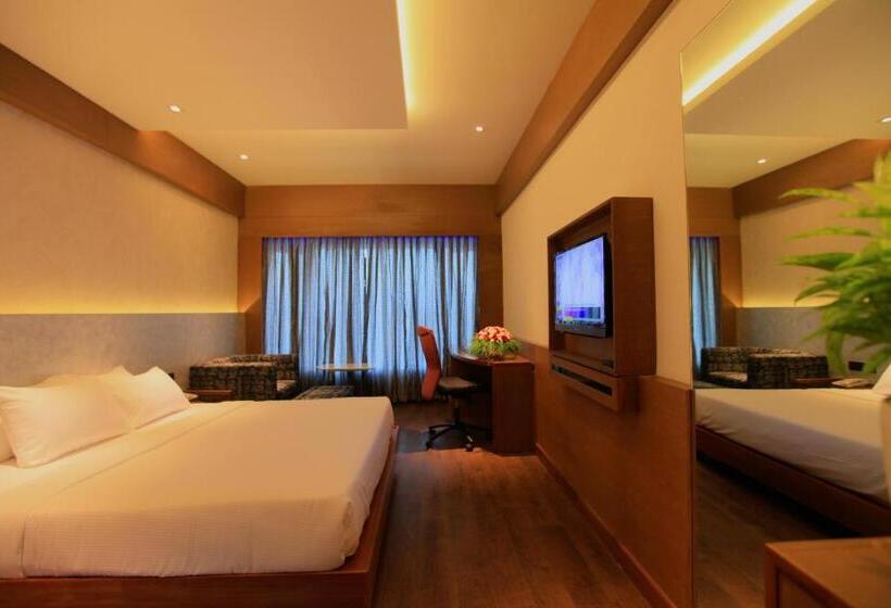 ホテル Diana Heights Luxury