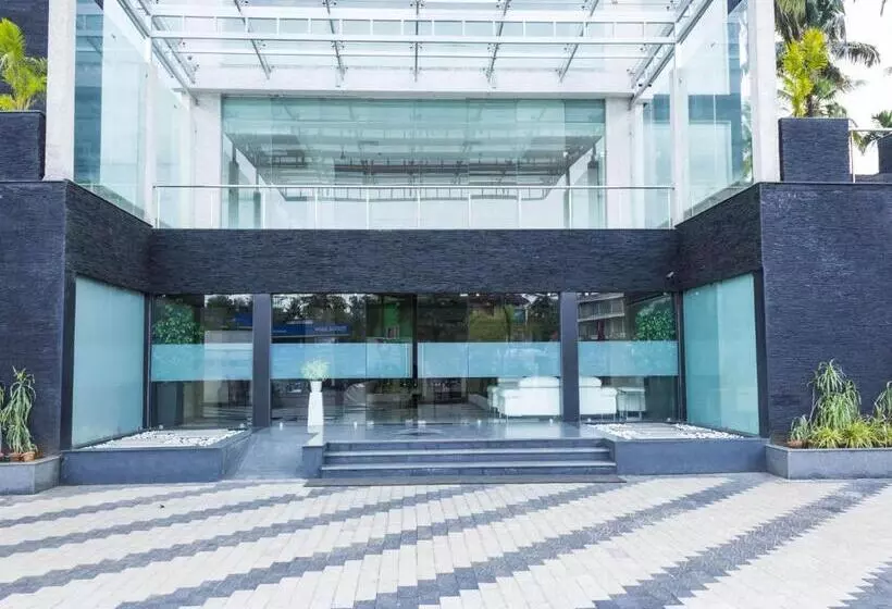 בית מלון כפרי Diana Heights Luxury