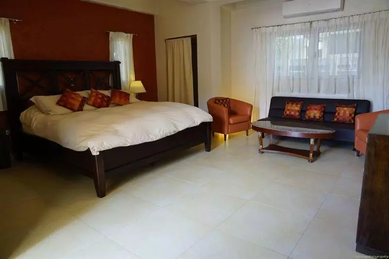 هتل La Lorraine Boutique