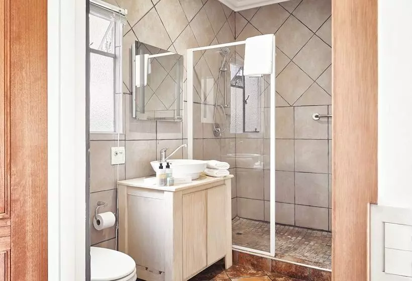 酒店 Lionsrock Big Cat Sanctuary