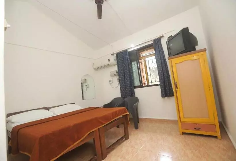 酒店 Pritams Cottages Guest House