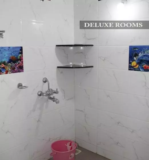 酒店 Pritams Cottages Guest House