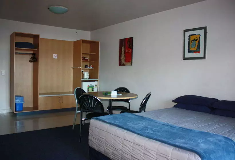 هتل Hampshire Holiday Parks   Queenstown Lakeview