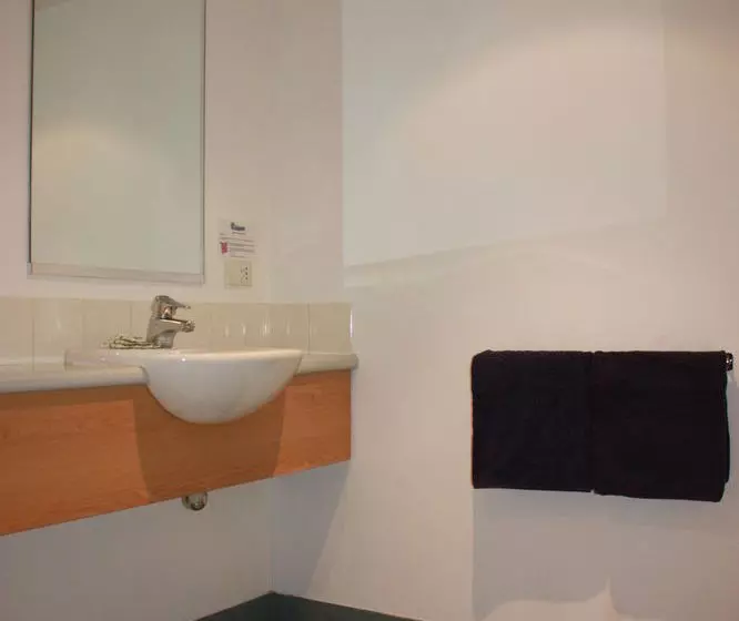 هتل Hampshire Holiday Parks   Queenstown Lakeview
