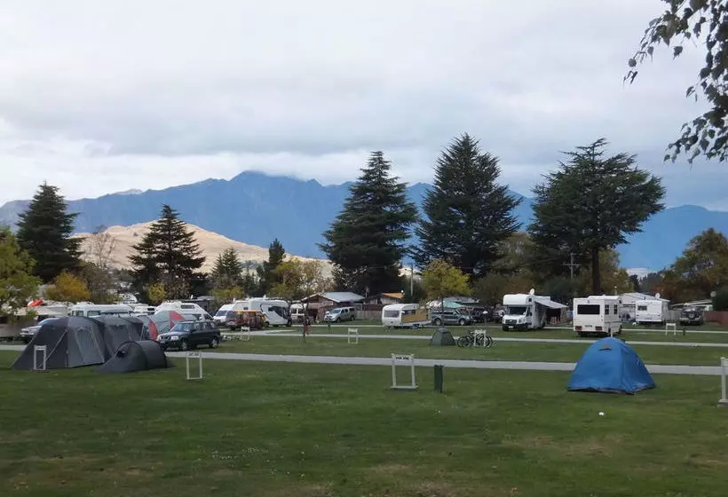 هتل Hampshire Holiday Parks   Queenstown Lakeview