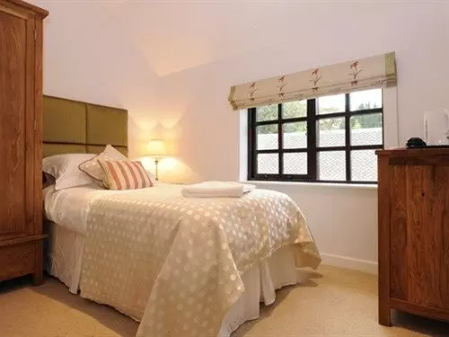 Отель Barton B&b