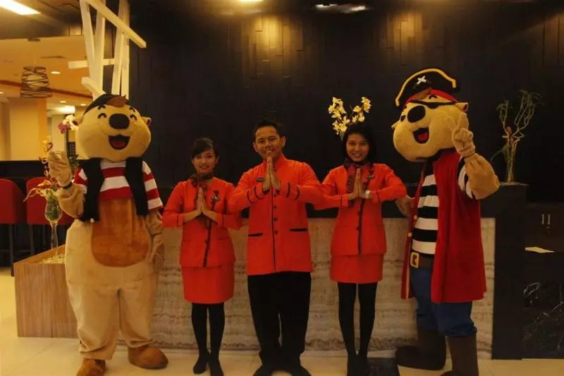 ホテル The Sun Madiun