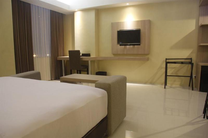 Hotel The Sun  Madiun