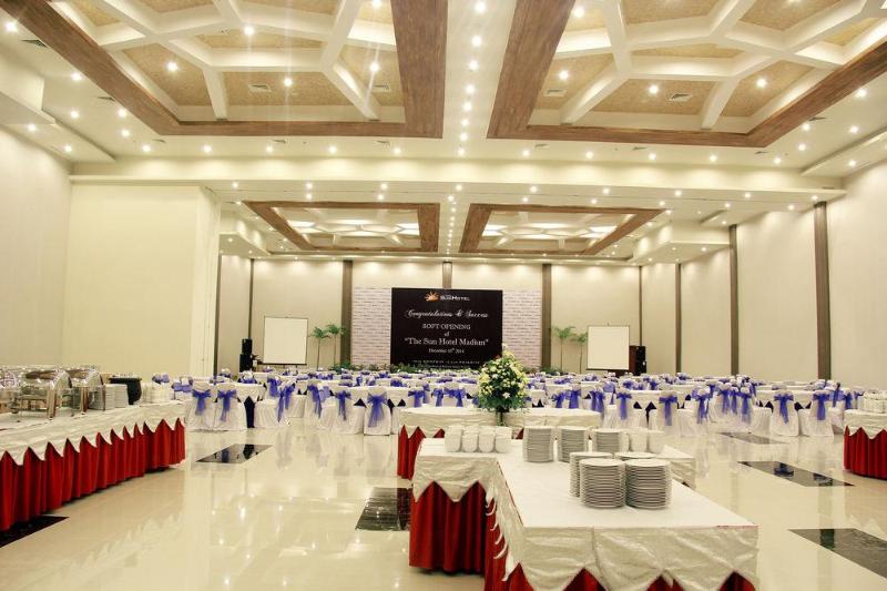 Hotel The Sun  Madiun