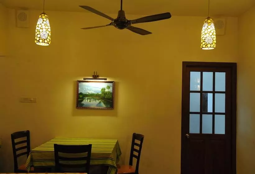 Hotelli The Villa Romantica