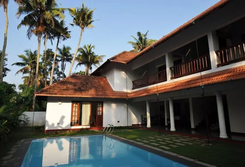 Hotelli The Villa Romantica