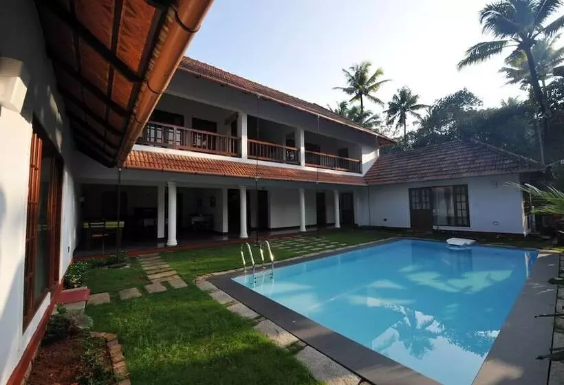 Hotelli The Villa Romantica