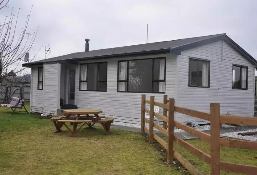 モーテル Birchwood Cottages