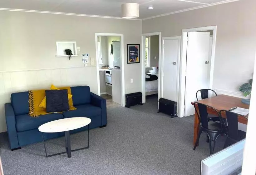 モーテル U Studios Masterton