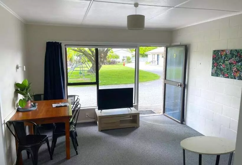 モーテル U Studios Masterton