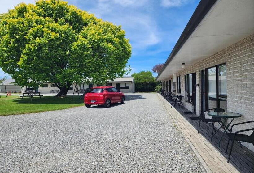 فندق على الطريق U Studios Masterton