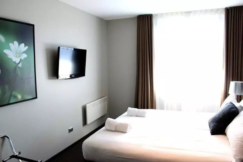 Queenstown Village Apartments