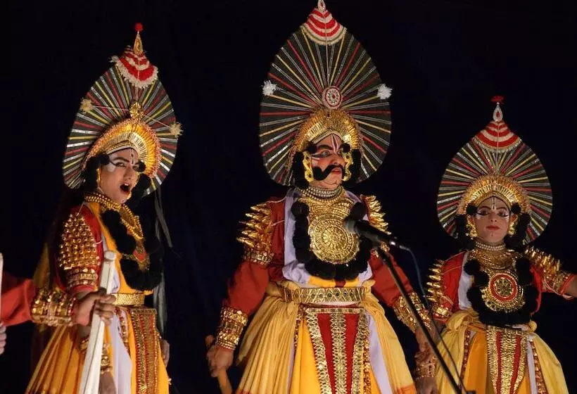 Sai Vishram Beach Resort Byndoor