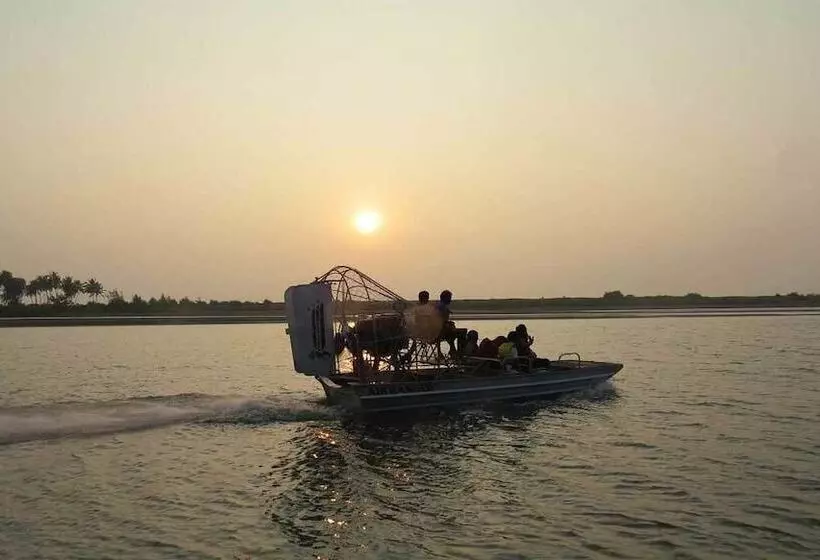 Sai Vishram Beach Resort Byndoor