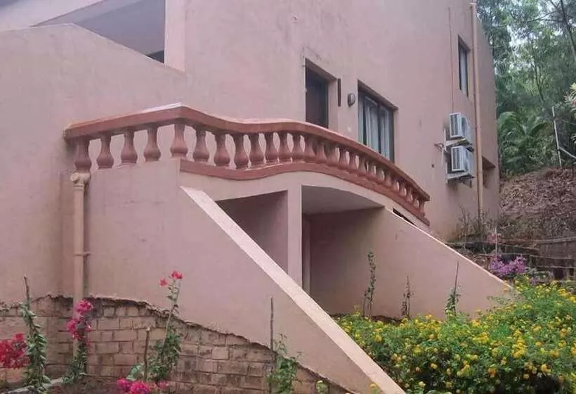 Sai Vishram Beach Resort Byndoor