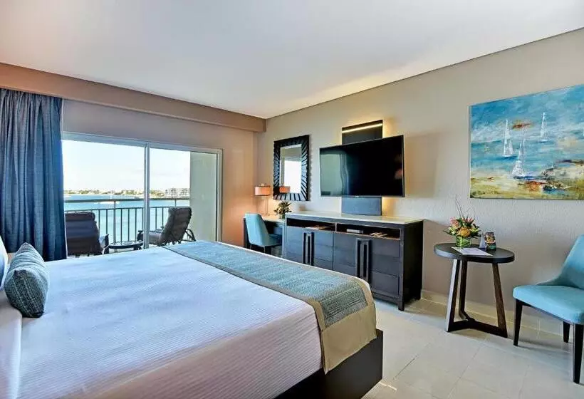 The Villas At Simpson Bay Resort