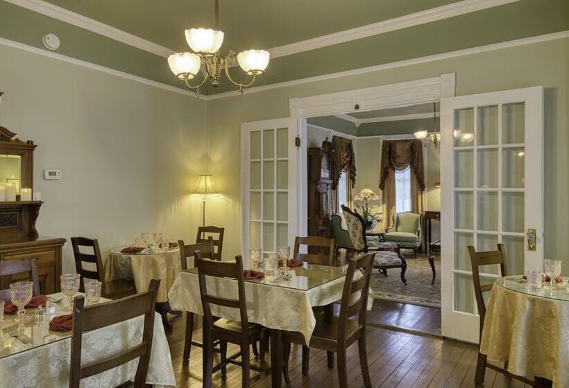 Victorian House Bed And Breakfast