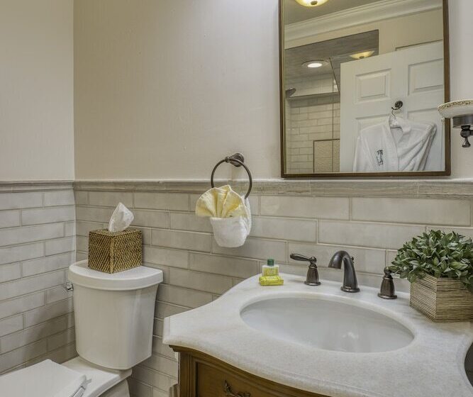 Victorian House Bed And Breakfast