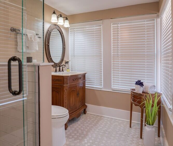 Victorian House Bed And Breakfast