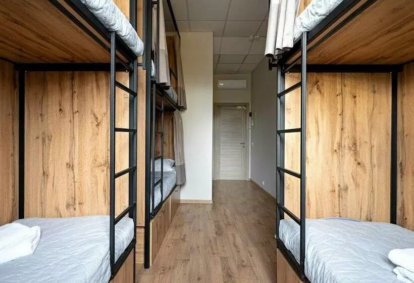 Tashayak Otel   Hostel
