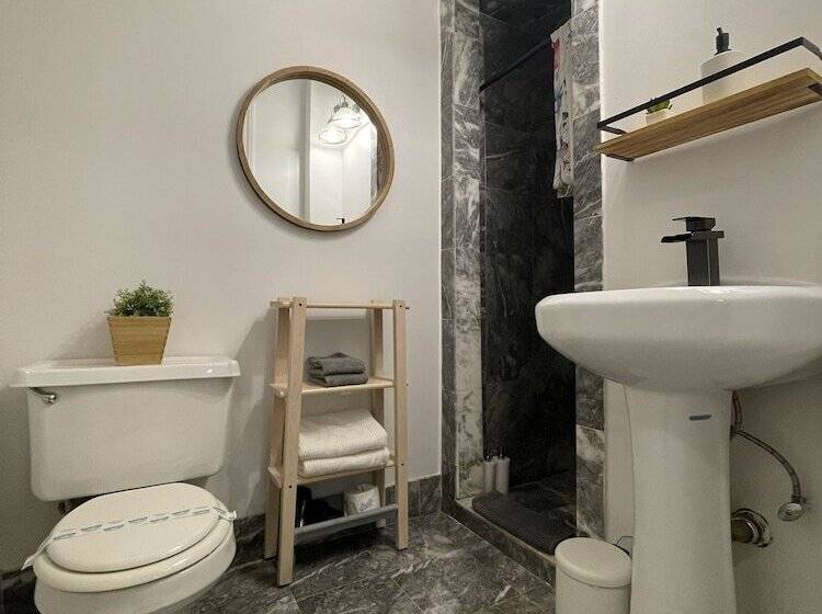 And The City Midtown