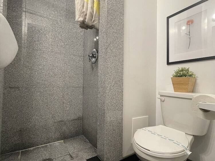 And The City Midtown