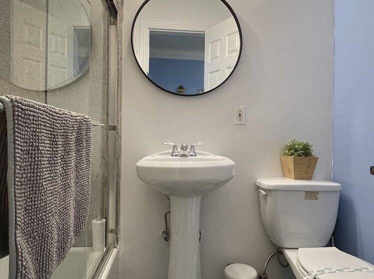 And The City Midtown