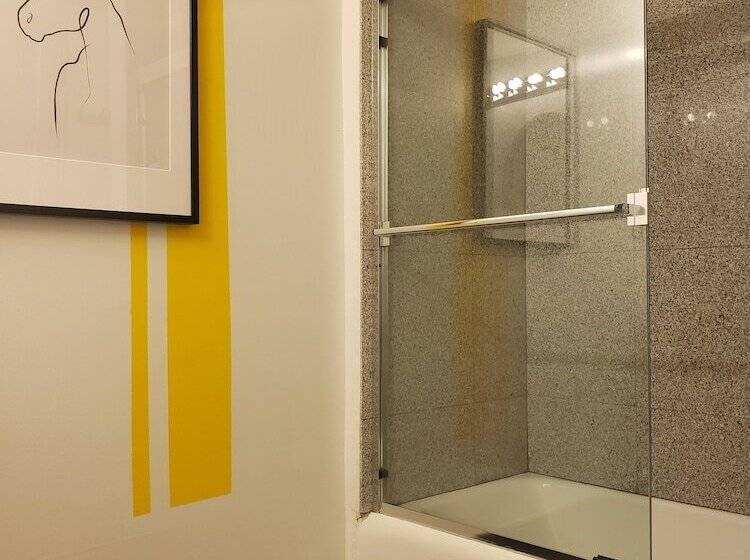 And The City Midtown