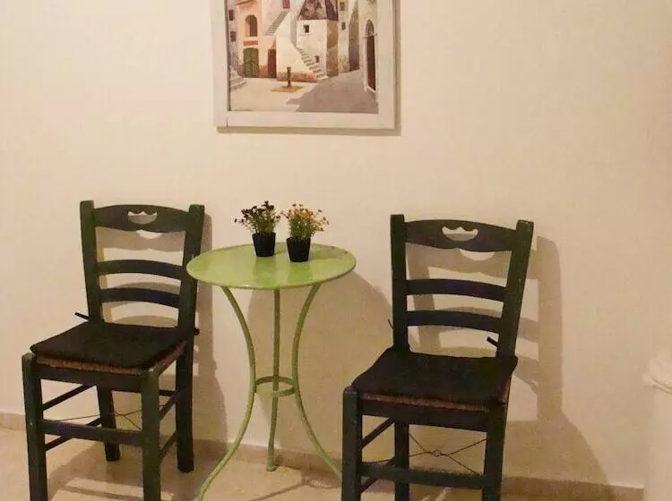 مسافرخانه Pansion Konstantinos